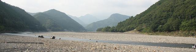 20140702-101705-79231900.jpg (120x33)