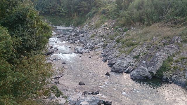 20151024-213907-25123200.jpg (120x68)
