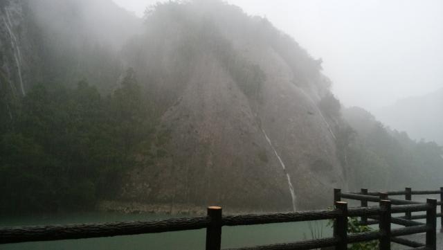 20160925-121619-10125100.jpg (120x68)
